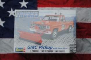 Revell 85-7222 GMC Pickup with Snow Plow