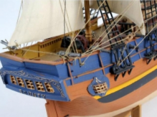 Revell 05404  H.M.S. BOUNTY   1:110