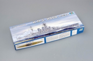 Trumpeter 05741 H.M.S. HOOD 1931 Royal Navy Battleship