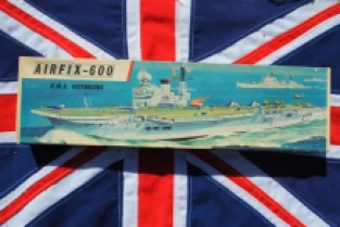 Airfix F401S H.M.S. VICTORIOUS R38