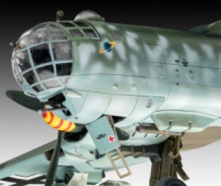 Revell 03913 Heinkel He177 A-5 