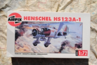 Airfix 02051 HENSCHEL HS 123A-1