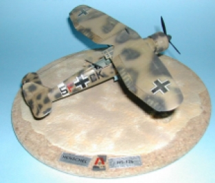 Italeri 109 HENSCHEL HS-126