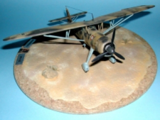 Italeri 109 HENSCHEL HS-126