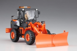 Hasegawa 66102 Hitachi Wheel Loader ZW100-6 Multiplow (Snowplow)