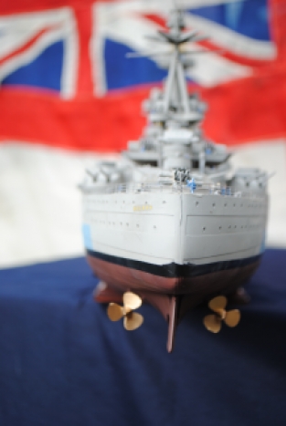 Trumpeter 03708 HMS NELSON 'built for display'