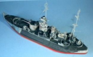 Trumpeter 05335  HMS Roberts Monitor