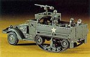 Hasegawa 31106  M3A1 half track U.S.Army