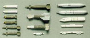 Hasegawa 35002  U.S. Aircraft Weapons set 2