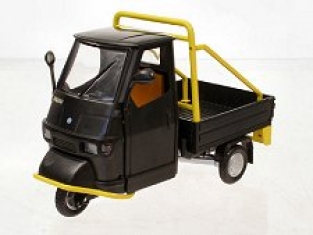 Italeri 69002  Piaggio Ape Cross Country 