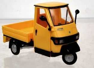 Italeri 69003  Piaggio Ape 50 Pianale