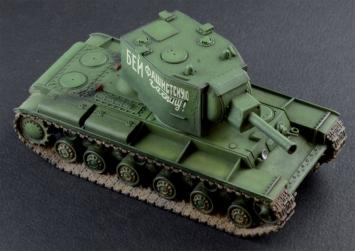 Italeri 15763 KV-1 / KV-2 Russian Heavy Tank