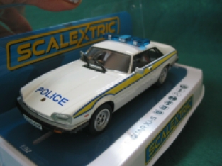 ScaleXtric C4224 Jaguar XJ-S Police Edition
