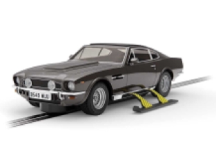 ScaleXtric C4239 James Bond Aston Martin V8 - The Living Daylights