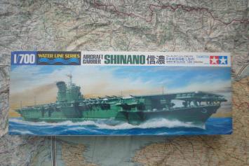 Tamiya 31215 Japanese Aircraft Carrier Shinano