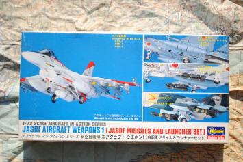 Hasegawa X72-10 / 35010 JASDF Aircraft Weapons I JASDF Missiles & Launcher Set