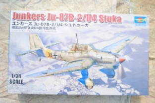 Trumpeter 02422 Junkers Ju-87B-2/U4 Stuka