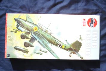 Airfix A18002V Junkers Ju87B Stuka