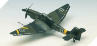 Academy 12404 Junkers Ju87G-2 STUKA 'Kanonen Vogel'