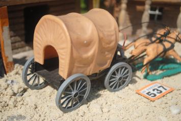 Timpo Toys O.537 Kitchen trolley / Covered wagon with coachman, 2nd version