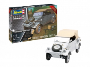 Revell 03500 KÜBELWAGEN TYP 82 'Platinum Edition'