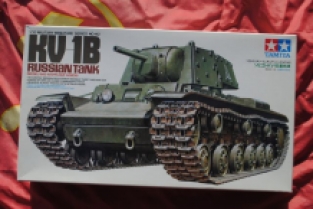 Tamiya 35142 KV-1B Russian Heavy Tank