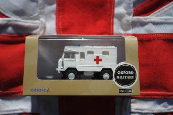 Oxford 76LRFCA003 Land Rover FC Ambulance 24 Field Ambulance, Bosnia