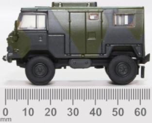 Oxford 65LRFCS001 Land Rover FC Signals 'NATO Green Camouflage'