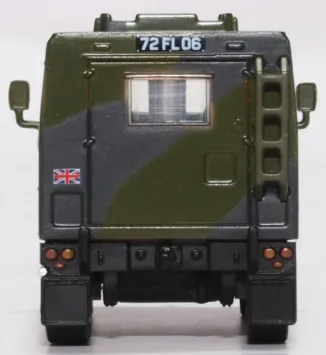 Oxford 76LRFCS001 Land Rover FC Signals Nato Green Camouflage