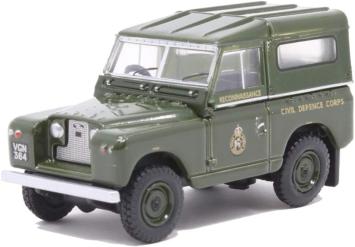 Oxford 76LR2S005 Land Rover Series II SWB Hard Back Civil Defence