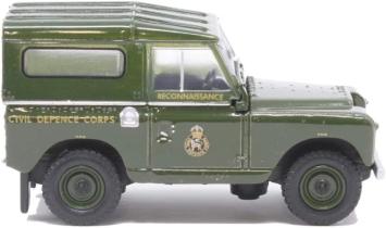 Oxford 76LR2S005 Land Rover Series II SWB Hard Back Civil Defence