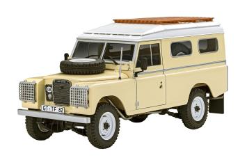 Revell 07056 Land Rover Series III LWB 109