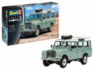 Revell 07047 LAND ROVER SERIES III LWB Station Wagon