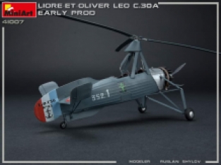 Mini Art 41007 LIORE-ET-OLIVER Leo C.30A Early Production