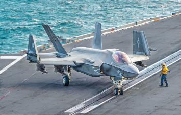 Italeri 1469 Lockheed Martin F-35C Lightning II CATOBAR version