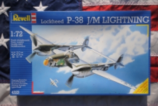 Revell 4323 Lockheed P-38 J/M Lightning