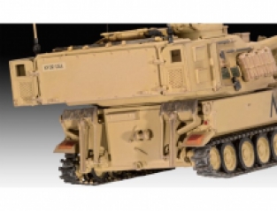 Revell 03331 M109A6 Howitser