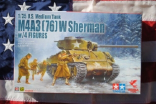 Asuka model 35-048 M4A3 (76) W Sherman with 4 figures