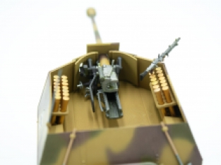 ICM 35339 Marder I 7.5cm Pak 40/2 (Sf.) auf Gw. FCM 737(f) base 