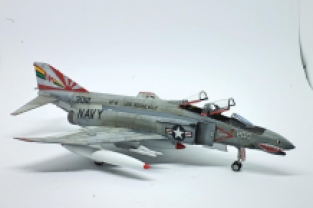 Hasegawa 04103 / Ka3 McDonnell Douglas  F-4B/N Phantom II