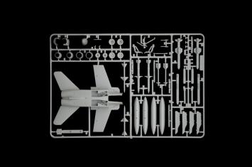 Italeri 1385 McDonnell Douglas F/A-18C Hornet 'Swiss Air Force'