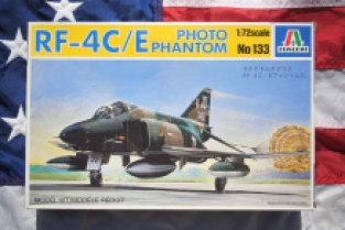 Italeri 133 McDonnell Douglas RF-4C/E Phantom II 'Photo Phantom'