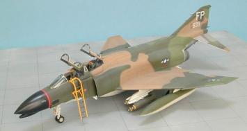 Tamiya 60305 McDonnell F-4C/D Phantom II