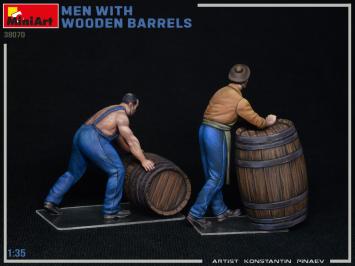 MiniArt 38070 Men with wooden Barrels