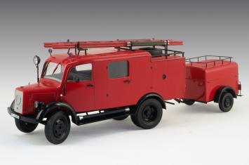 ICM 35527 Mercedes-Benz L 1500S LF 8 WWII German Light Fire Truck