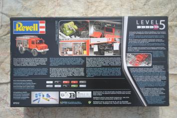 Revell 07512 Mercedes-Benz Unimog U 1300 TLF 8/18