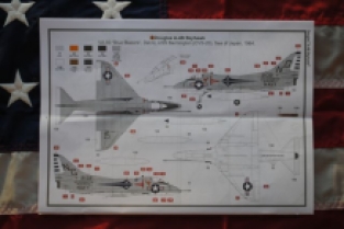 Airfix A50185 MiG-17F FRESCO & Douglas A-4B Skyhawk 'Dogfight Doubles' 