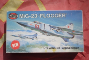 Airfix 03036-8 MiG-23 Flogger