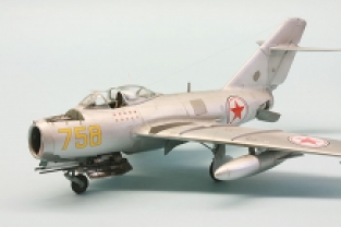 Trumpeter 02806 Mikoyan-Gurevich MiG-15 bis Fagot-B