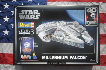 Revell 05659 Millennium Falcon Star Wars Gift Set